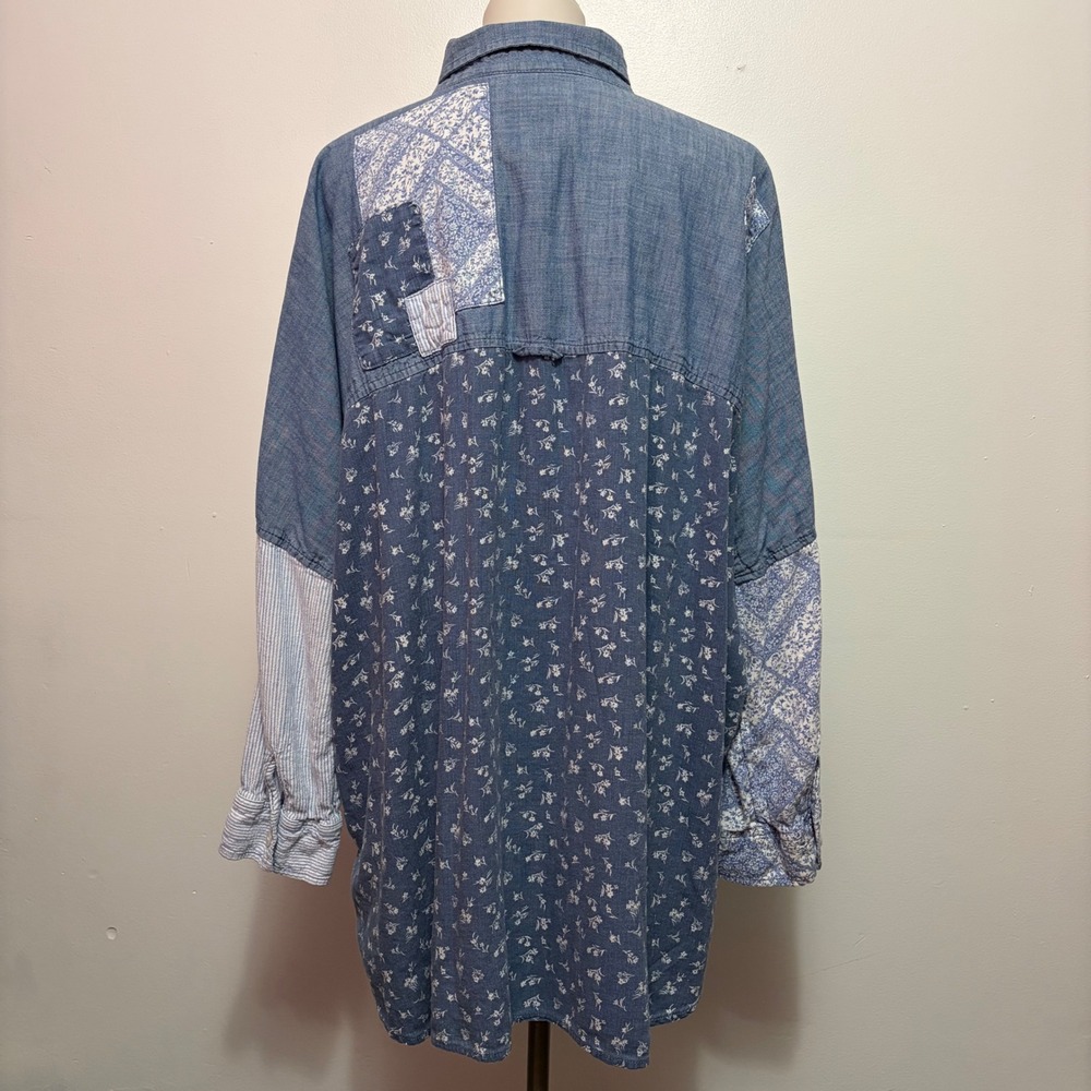 American Eagle Patchwork Button Down Shirt Large … - image 5